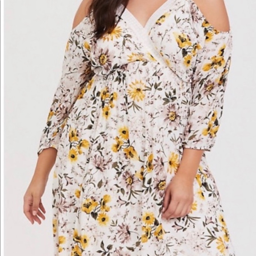 Torrid Ivory Sunflower dress